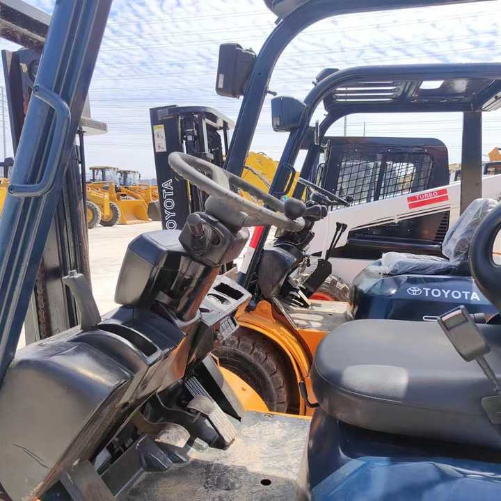 Used Japan Brand toyota 3 Tons Forklift on Hot Sale toyota Forklift 10 Ton 3ton 5 Ton Forklift - Forklift: picture 3 Used Japan Brand toyota 3 Tons Forklift on Hot Sale toyota Forklift 10 Ton 3ton 5 Ton Forklift - Forklift: picture 3
