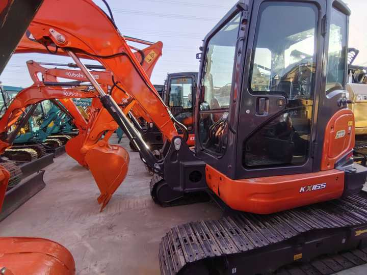 Used Kubota KX165 New Model Mini Excavator Second Hand Machine Popular Brand Japan Kubota Hydraulic Machinery - Crawler excavator: picture 3 Used Kubota KX165 New Model Mini Excavator Second Hand Machine Popular Brand Japan Kubota Hydraulic Machinery - Crawler excavator: picture 3