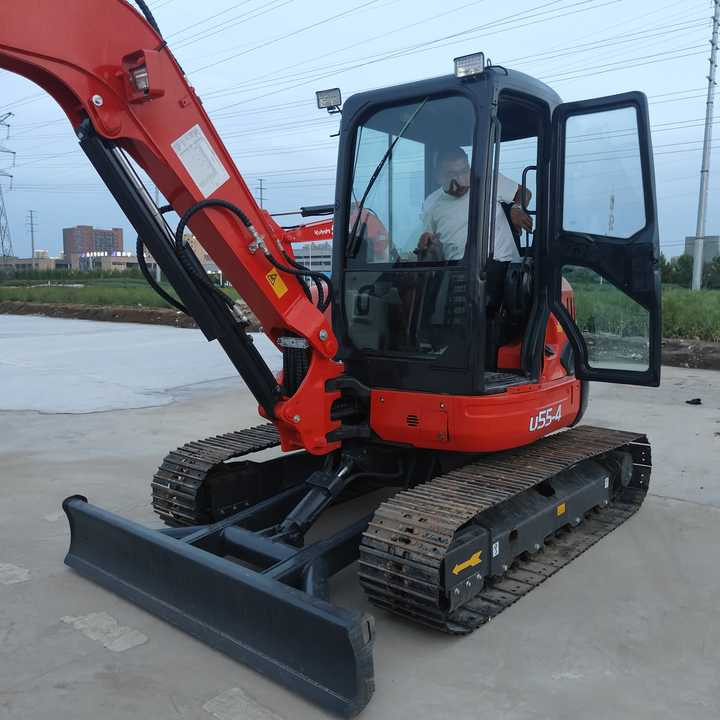 Well-Maintained Kubota U55 Second Hand Machine | No Major Repairs | Price Negotiable - Mini excavator: picture 5 Well-Maintained Kubota U55 Second Hand Machine | No Major Repairs | Price Negotiable - Mini excavator: picture 5