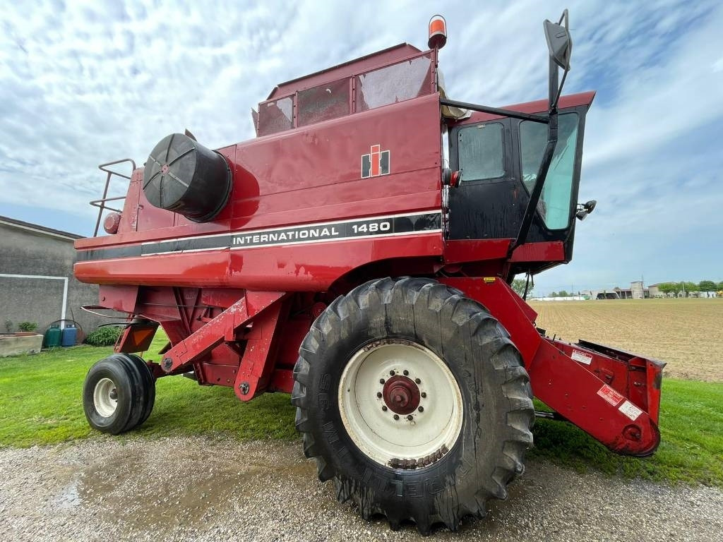 Case 1480 - Combine harvester: picture 1 Case 1480 - Combine harvester: picture 1