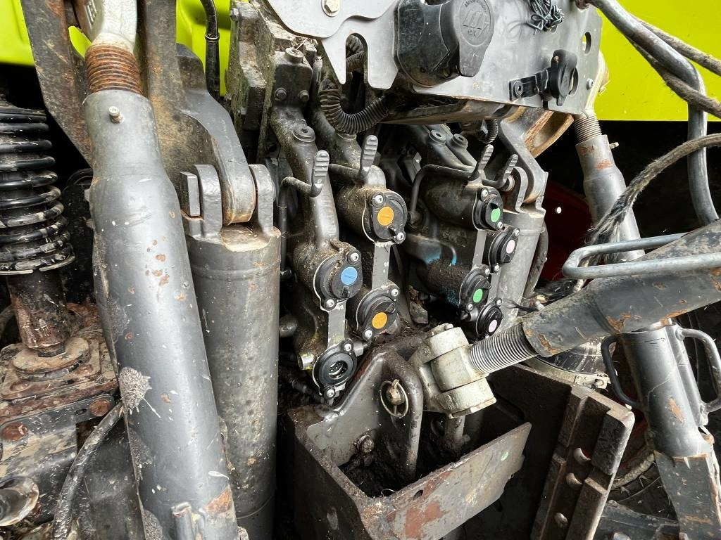 Claas Arion 650 - Farm tractor: picture 3 Claas Arion 650 - Farm tractor: picture 3