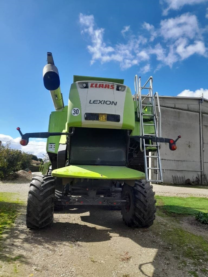 Claas LEXION 750 RISO  - Combine harvester: picture 4 Claas LEXION 750 RISO  - Combine harvester: picture 4