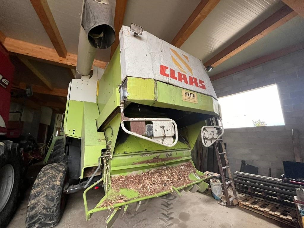 Claas Lexion 480 - Combine harvester: picture 4 Claas Lexion 480 - Combine harvester: picture 4