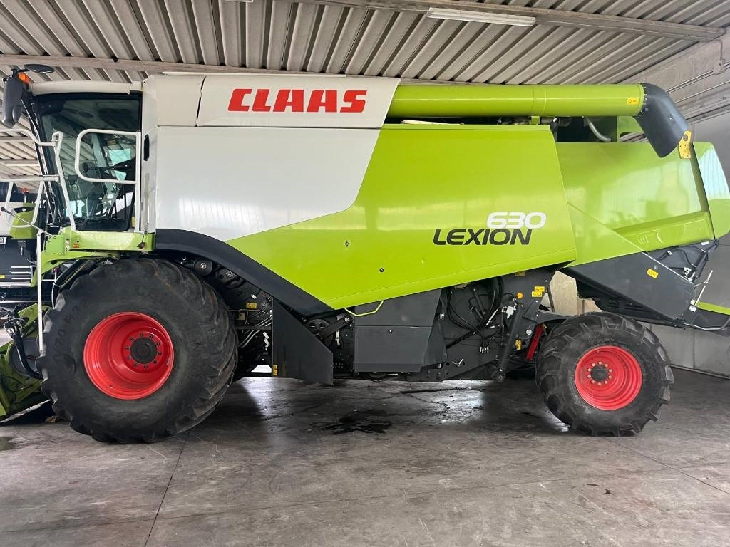 Claas Lexion 630 Montana - Combine harvester: picture 1 Claas Lexion 630 Montana - Combine harvester: picture 1
