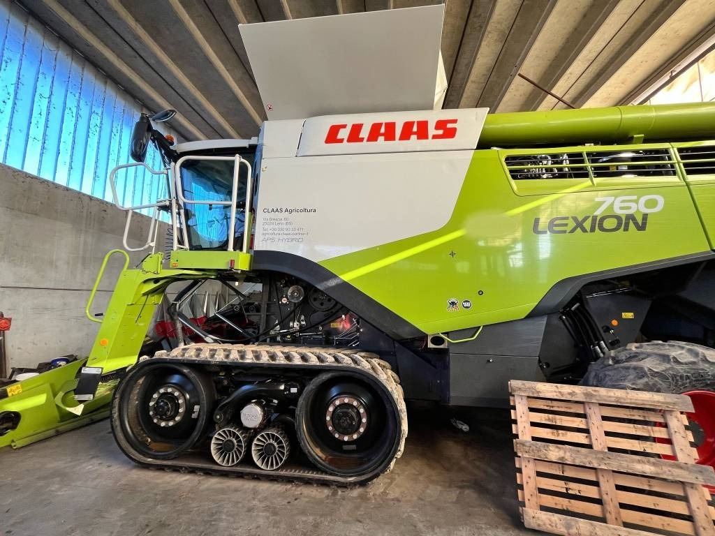Claas Lexion 760 TT - Combine harvester: picture 1 Claas Lexion 760 TT - Combine harvester: picture 1