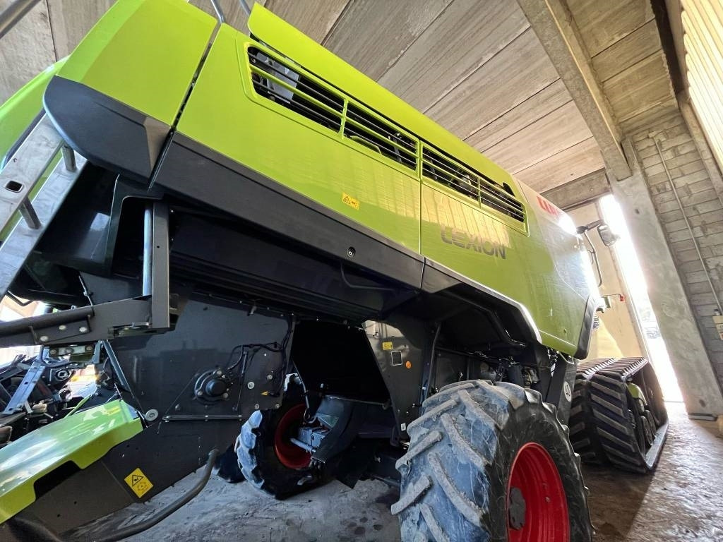 Claas Lexion 760 TT - Combine harvester: picture 1 Claas Lexion 760 TT - Combine harvester: picture 1