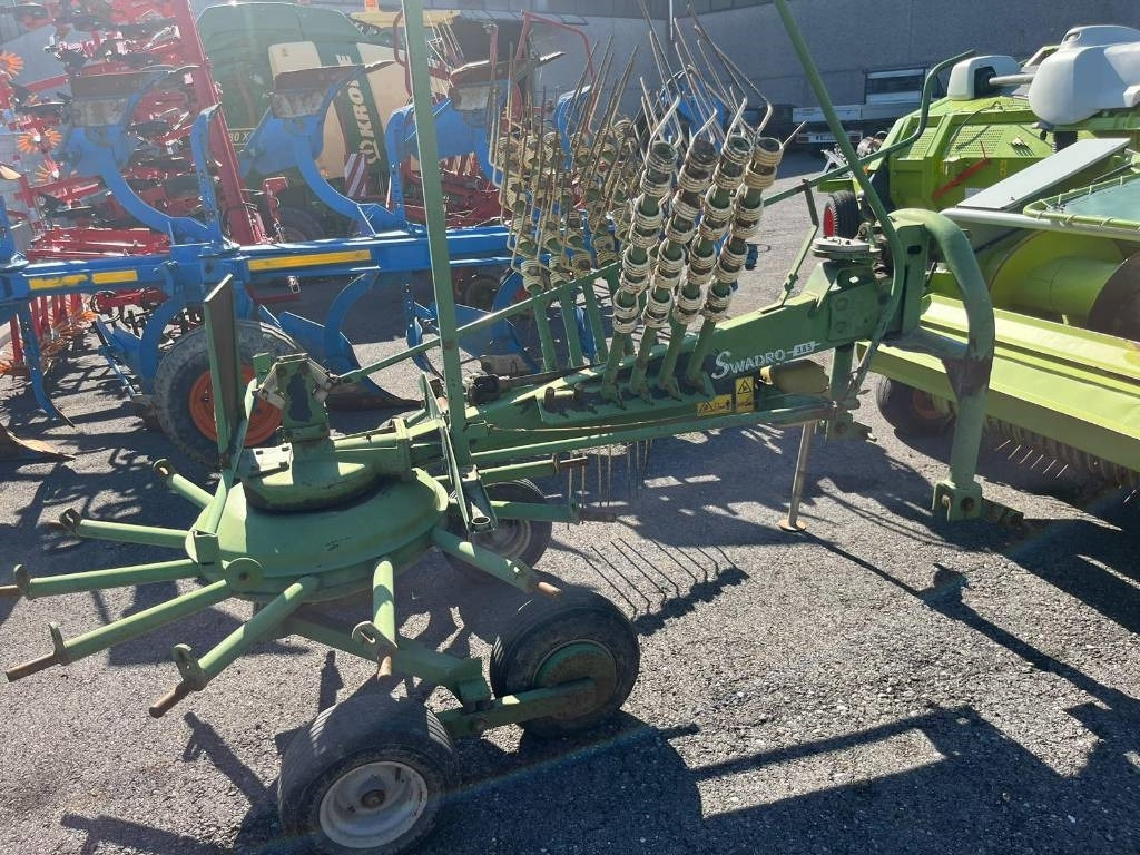 Krone SWADRO 385 - Bale wrapper: picture 1 Krone SWADRO 385 - Bale wrapper: picture 1