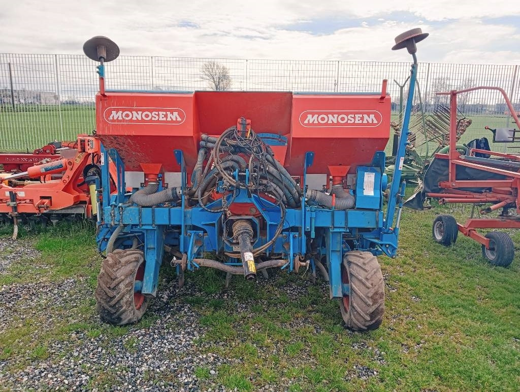 Monosem NG PLUS 4 leasing Monosem NG PLUS 4: picture 6 Monosem NG PLUS 4 leasing Monosem NG PLUS 4: picture 6