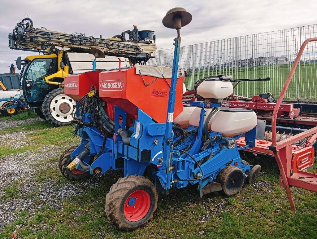 Monosem NG PLUS 4 leasing Monosem NG PLUS 4: picture 12 Monosem NG PLUS 4 leasing Monosem NG PLUS 4: picture 12