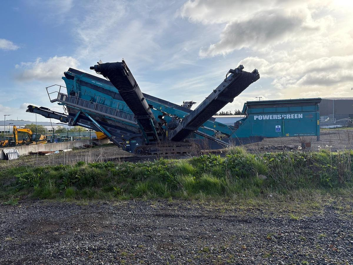 2018 Powerscreen Chieftain 2200 - Screener: picture 2 2018 Powerscreen Chieftain 2200 - Screener: picture 2