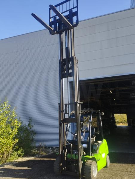 Hangcha Chariot élévateur XC35i fenwick - Electric forklift: picture 2 Hangcha Chariot élévateur XC35i fenwick - Electric forklift: picture 2