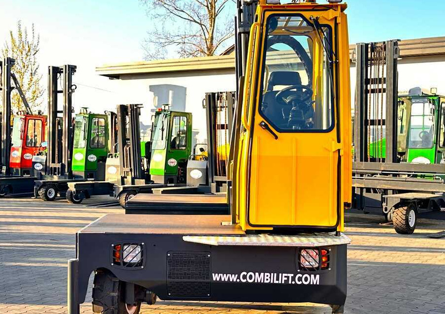 Combilift C5000SL-2019 year-Free lift - Like new - Side loader: picture 4 Combilift C5000SL-2019 year-Free lift - Like new - Side loader: picture 4