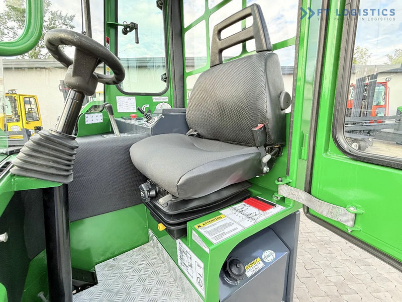 4-way reach truck Combilift C5000XL / DIESEL / DUPLEX - 4000MM / WIDE FORK POSITIONER 3350MM / FULL HEATED CABIN / ONLY 6453H / CONDITION - LIKE NEW! C5000X: picture 16 4-way reach truck Combilift C5000XL / DIESEL / DUPLEX - 4000MM / WIDE FORK POSITIONER 3350MM / FULL HEATED CABIN / ONLY 6453H / CONDITION - LIKE NEW! C5000X: picture 16