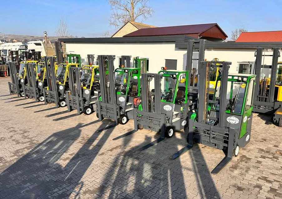 Combilift CB3000 / LPG / DUPLEX / 4000MM / FREE LIFT / NEW BAND TIRES / LIKE NEW - 4-way reach truck: picture 1 Combilift CB3000 / LPG / DUPLEX / 4000MM / FREE LIFT / NEW BAND TIRES / LIKE NEW - 4-way reach truck: picture 1