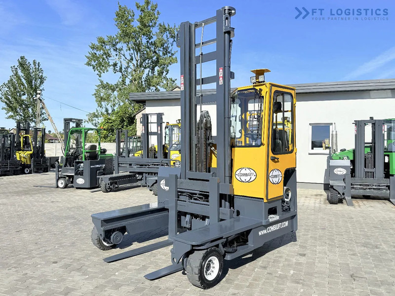 Combilift FOUR-WAY MULTIDIRECTIONAL FORKLIFT / C4000 / DUPLEX - 5500MM / FREE-LIFT / FORKS POSITIONER / LIKE-NEW FOUR-WAY MULTIDIRECTIONAL - 4-way reach truck: picture 2 Combilift FOUR-WAY MULTIDIRECTIONAL FORKLIFT / C4000 / DUPLEX - 5500MM / FREE-LIFT / FORKS POSITIONER / LIKE-NEW FOUR-WAY MULTIDIRECTIONAL - 4-way reach truck: picture 2