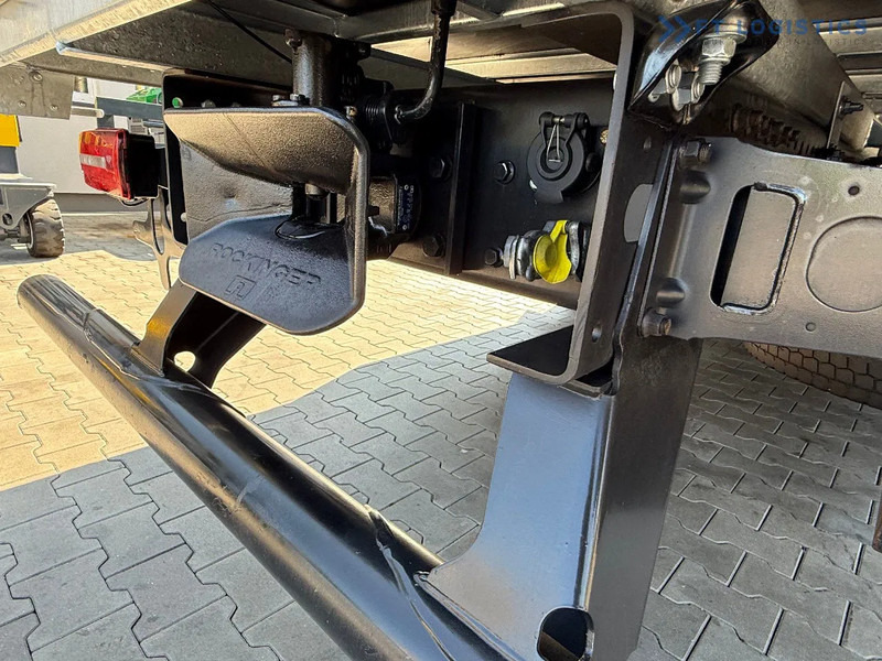 Curtain side truck MAN TGX 18.470 TGX 18.470 / 19 PALLETS / NEW MODEL / RETARDER / PERFECT CONDITION: picture 20 Curtain side truck MAN TGX 18.470 TGX 18.470 / 19 PALLETS / NEW MODEL / RETARDER / PERFECT CONDITION: picture 20