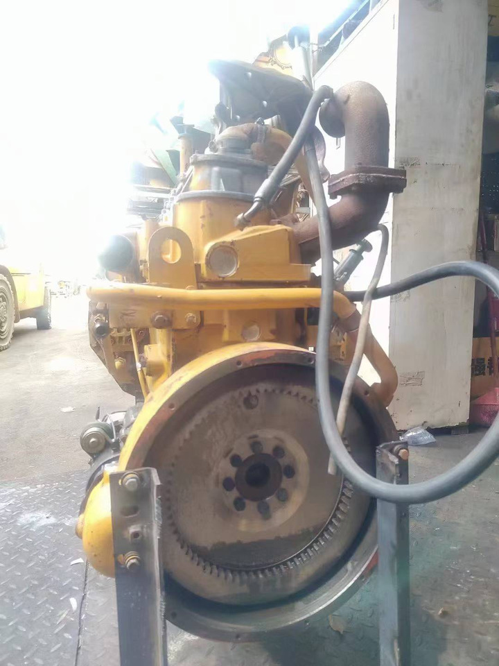 CATERPILLAR 3204 - Engine for Loader: picture 2 CATERPILLAR 3204 - Engine for Loader: picture 2