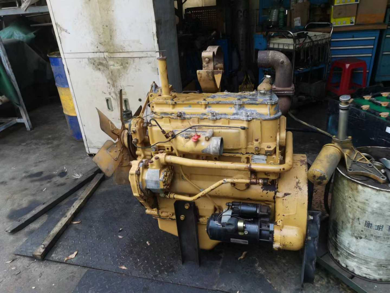 CATERPILLAR 3204C - Engine for Excavator: picture 1 CATERPILLAR 3204C - Engine for Excavator: picture 1