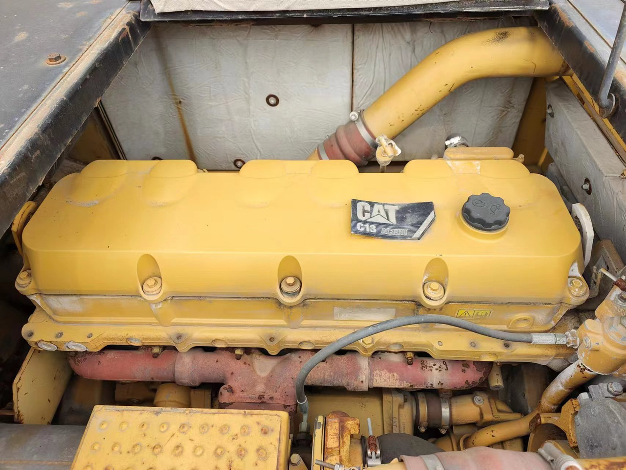 CATERPILLAR C13 - Engine for Excavator: picture 2 CATERPILLAR C13 - Engine for Excavator: picture 2