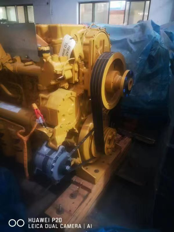 CATERPILLAR C18 - Engine for Excavator: picture 3 CATERPILLAR C18 - Engine for Excavator: picture 3