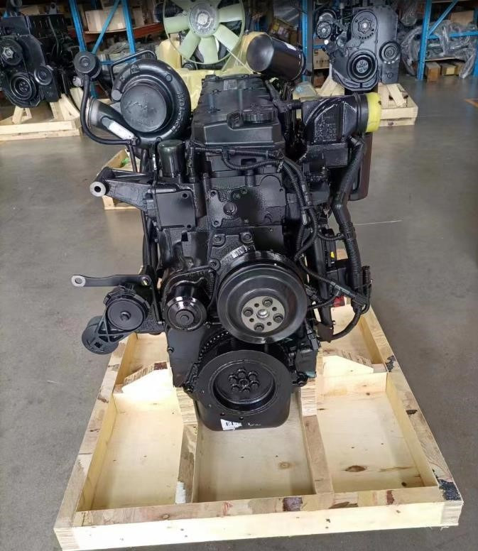 CUMMINS QSB6.7 - Engine for Excavator: picture 2 CUMMINS QSB6.7 - Engine for Excavator: picture 2