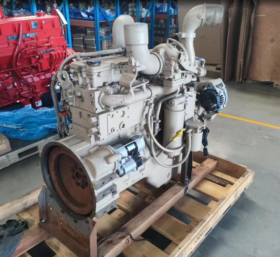 CUMMINS QSC8.3 - Engine for Excavator: picture 2 CUMMINS QSC8.3 - Engine for Excavator: picture 2