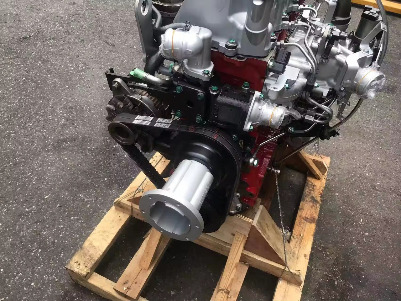 HINO J08E - Engine for Excavator: picture 1 HINO J08E - Engine for Excavator: picture 1