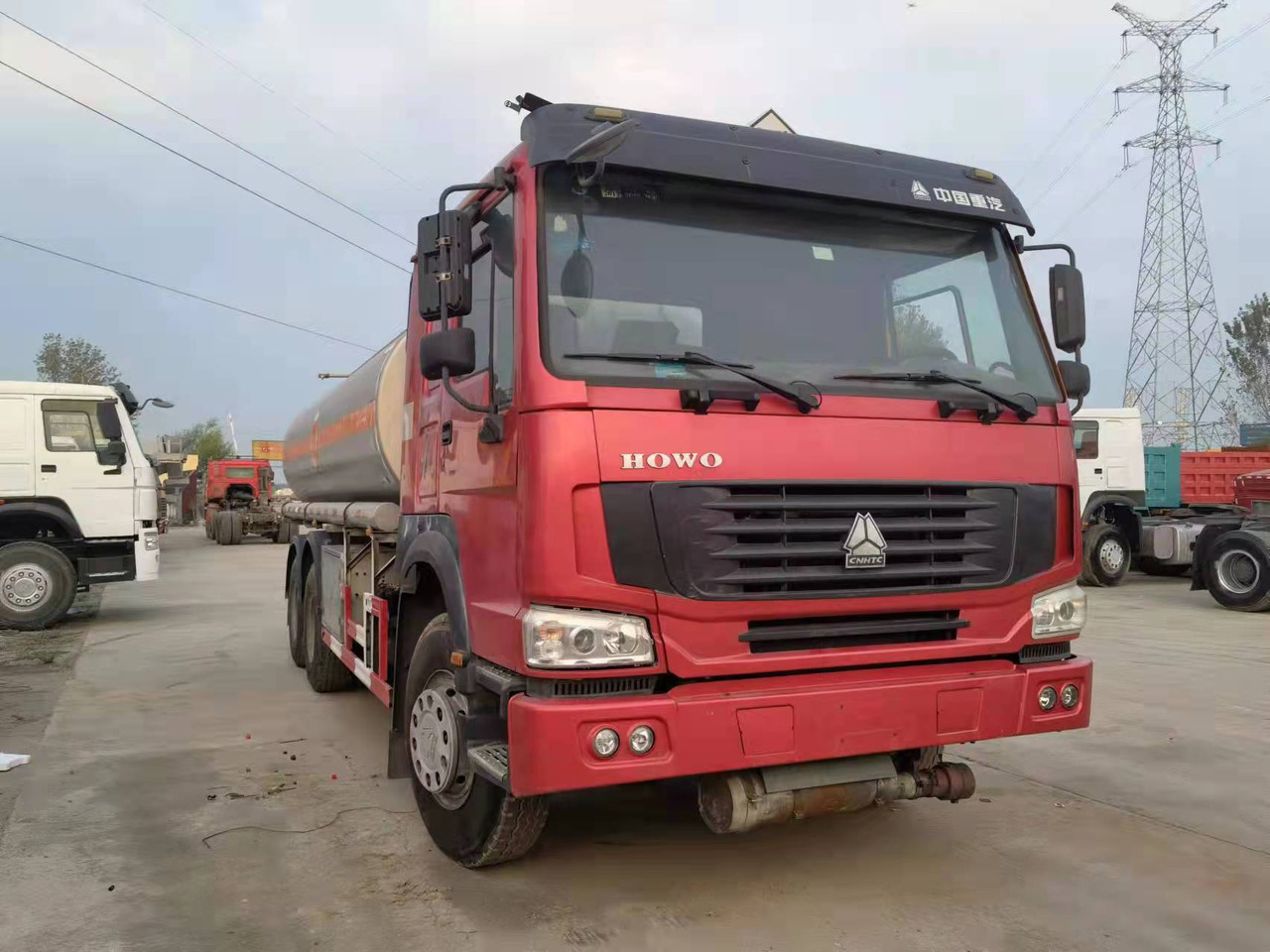HOWO 20 cubic meters - Tanker truck: picture 2 HOWO 20 cubic meters - Tanker truck: picture 2