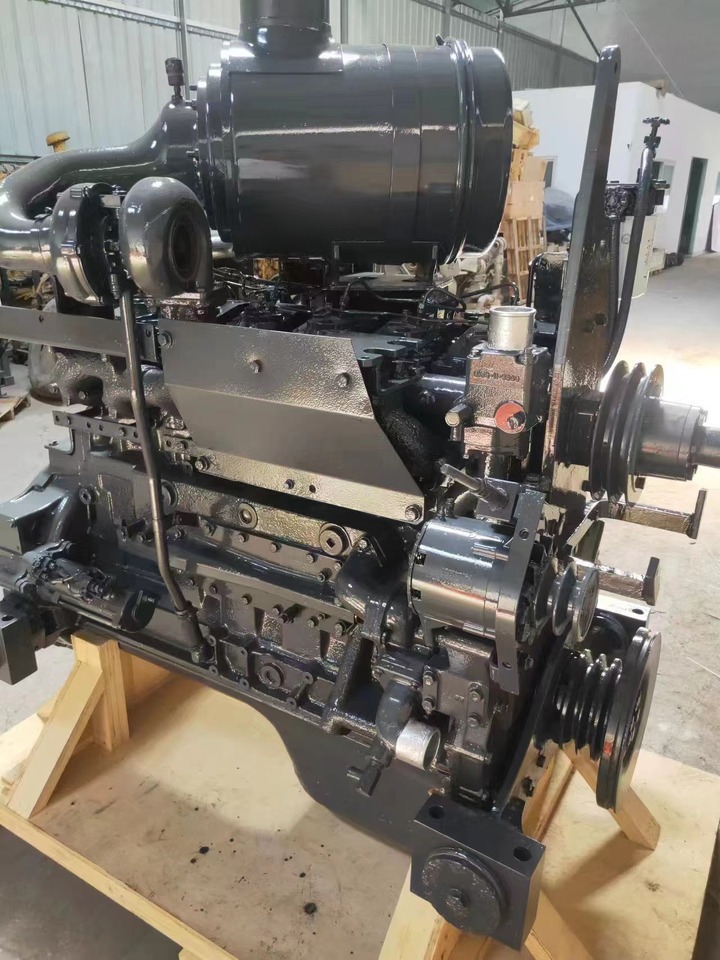 KOMATSU 6D125E - Engine for Excavator: picture 3 KOMATSU 6D125E - Engine for Excavator: picture 3