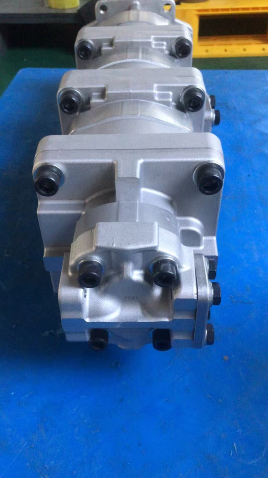 KOMATSU 705-56-34180 - Hydraulic pump for Excavator: picture 1 KOMATSU 705-56-34180 - Hydraulic pump for Excavator: picture 1