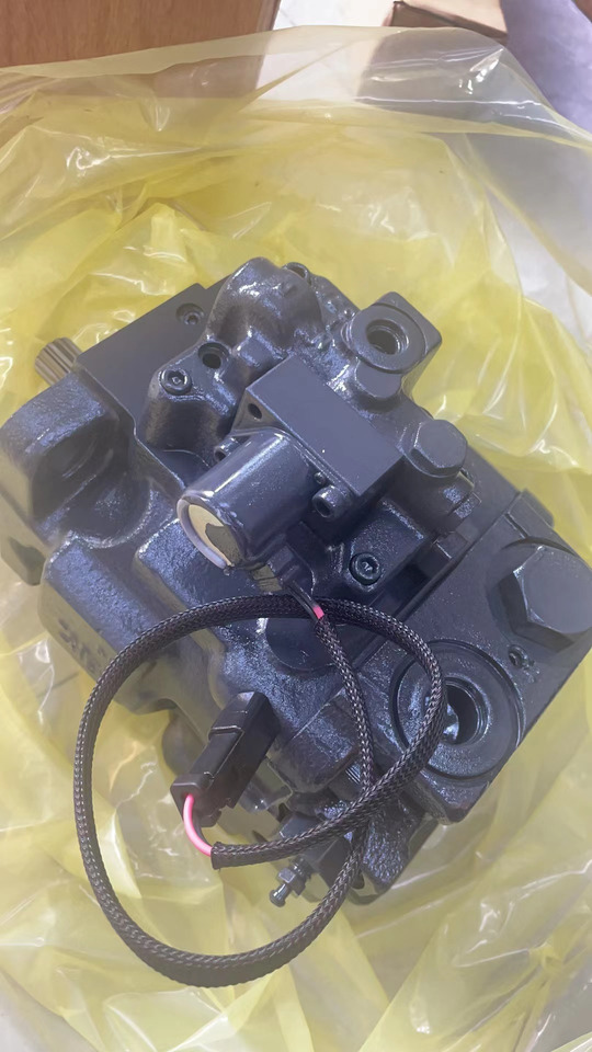 KOMATSU 708-1S-00240 - Hydraulic pump for Bulldozer: picture 1 KOMATSU 708-1S-00240 - Hydraulic pump for Bulldozer: picture 1