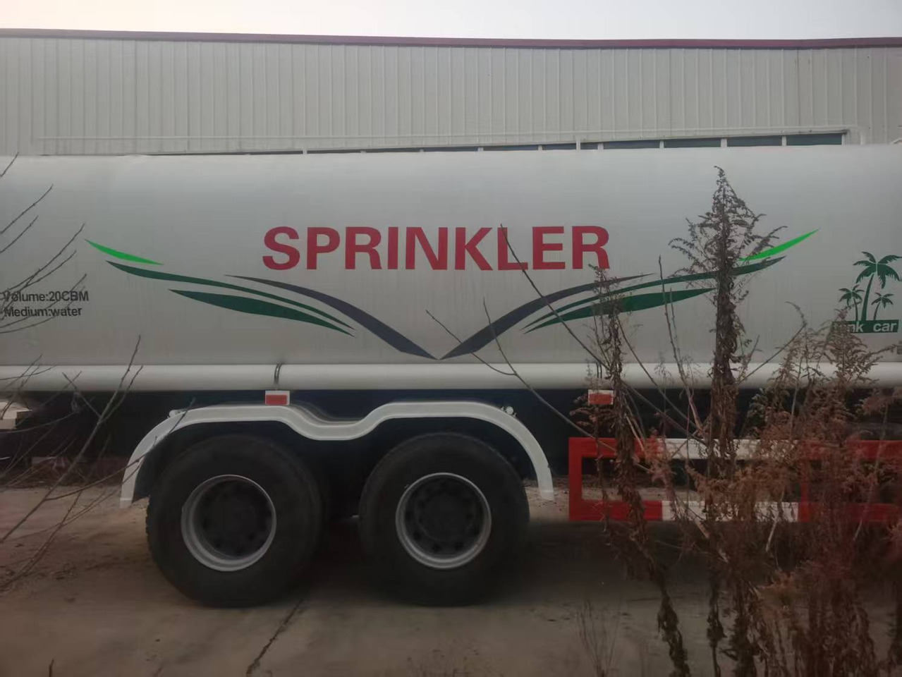 SINOTRUK HOWO 371HP,6×4,20 cubic - Tanker truck: picture 5 SINOTRUK HOWO 371HP,6×4,20 cubic - Tanker truck: picture 5