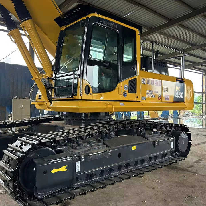 90% New KOMATSU PC450-8 Used Excavator Construction Excavators, Strong Power, Low Price, and Very Good Quality - Crawler excavator: picture 1 90% New KOMATSU PC450-8 Used Excavator Construction Excavators, Strong Power, Low Price, and Very Good Quality - Crawler excavator: picture 1