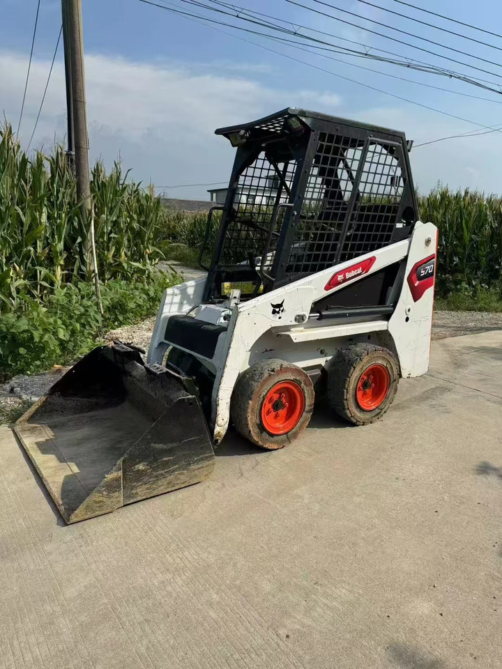 BOBCAT used bobcat s70 hotsale high quality - Skid steer loader: picture 3 BOBCAT used bobcat s70 hotsale high quality - Skid steer loader: picture 3