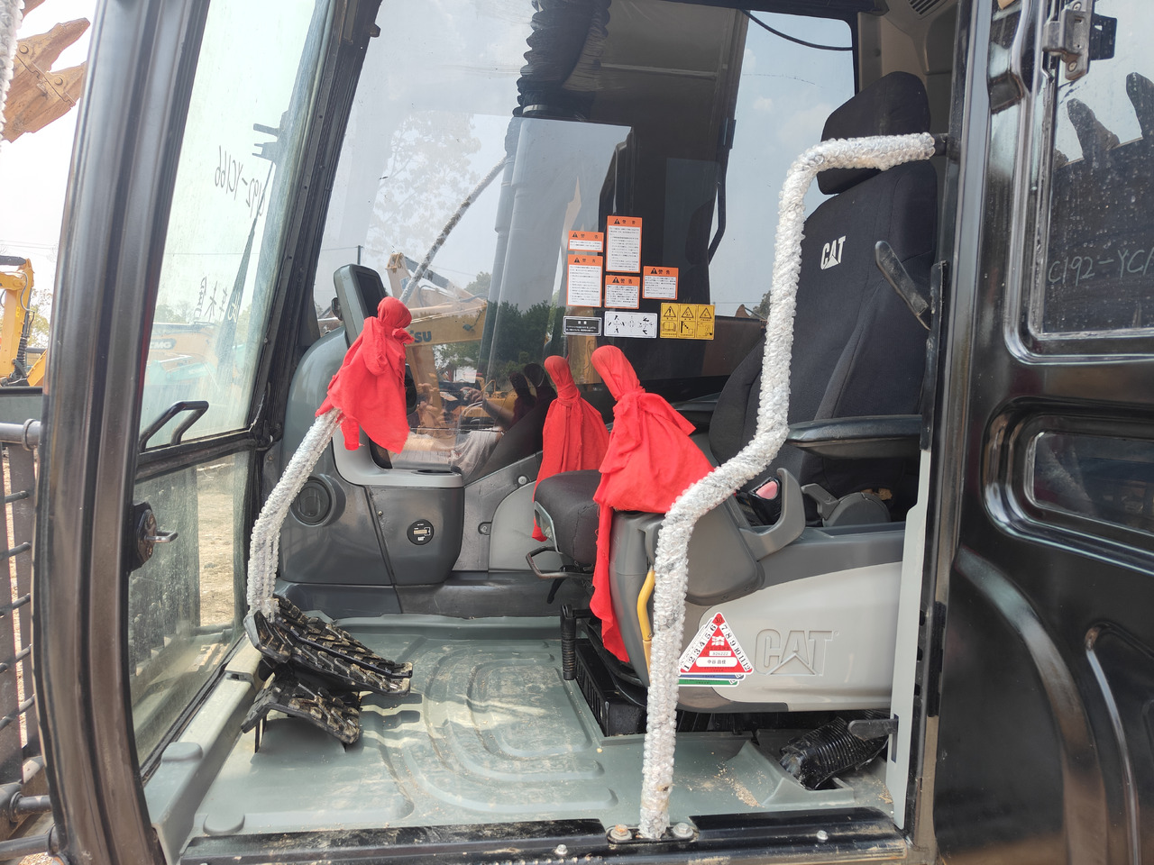 CATERPILLAR 312D - Crawler excavator: picture 4 CATERPILLAR 312D - Crawler excavator: picture 4