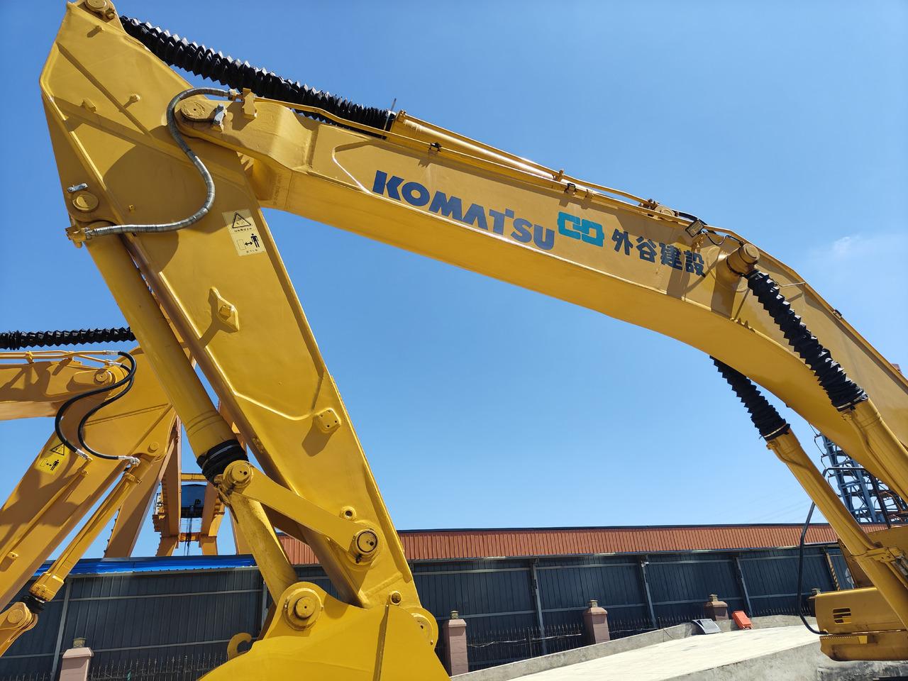 CRAWLER EXCAVATOR 45-ton Second-hand Komatsu PC450-8 Hydraulic Crawler Excavator on Sale. Used Komatsu 450-8 in Excellent Condition Hot Sale - Crawler excavator: picture 5 CRAWLER EXCAVATOR 45-ton Second-hand Komatsu PC450-8 Hydraulic Crawler Excavator on Sale. Used Komatsu 450-8 in Excellent Condition Hot Sale - Crawler excavator: picture 5