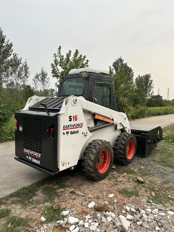 BOBCAT used skidsteer wheel Bobcat S18 High Quality - Construction machinery: picture 3 BOBCAT used skidsteer wheel Bobcat S18 High Quality - Construction machinery: picture 3