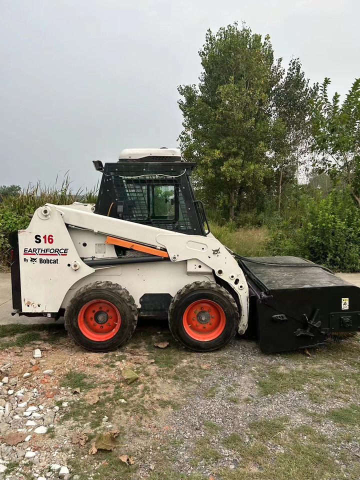 BOBCAT used skidsteer wheel Bobcat S18 High Quality - Construction machinery: picture 1 BOBCAT used skidsteer wheel Bobcat S18 High Quality - Construction machinery: picture 1