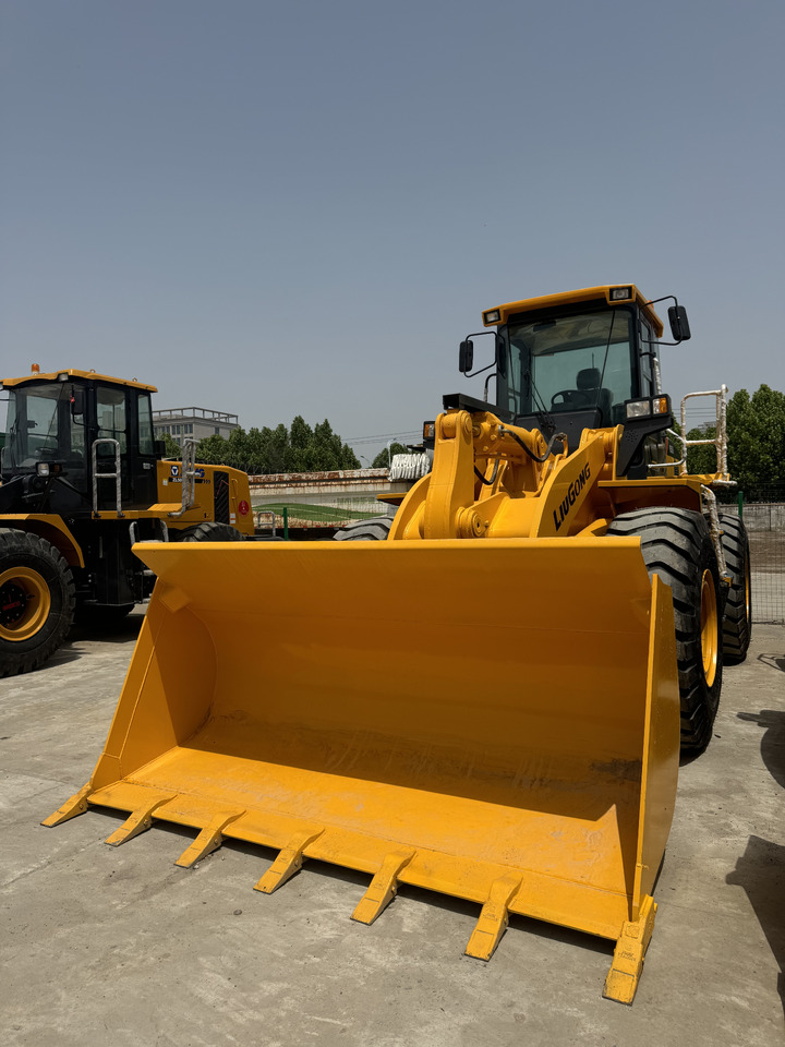LIUGONG Used LIUGONG LOADER 856 Second-hand - Construction machinery: picture 3 LIUGONG Used LIUGONG LOADER 856 Second-hand - Construction machinery: picture 3