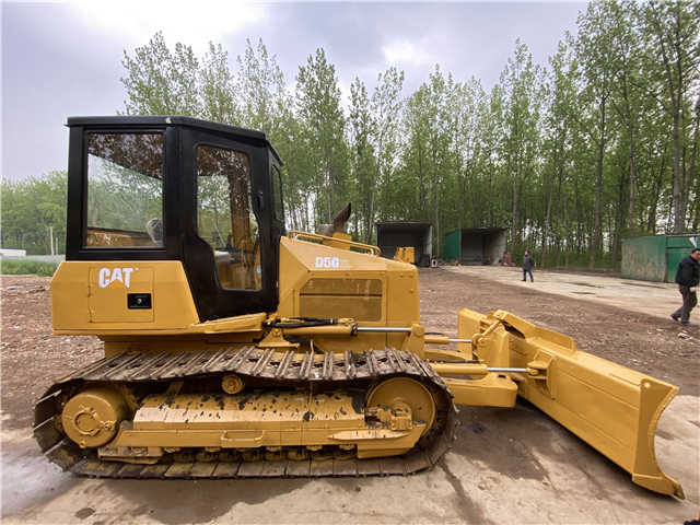 Good Condition Cat Hot Sale Bulldozer D5h D5g D5k D5m D5n D6h D6k D6m D7h D7g D7m - Bulldozer: picture 3 Good Condition Cat Hot Sale Bulldozer D5h D5g D5k D5m D5n D6h D6k D6m D7h D7g D7m - Bulldozer: picture 3