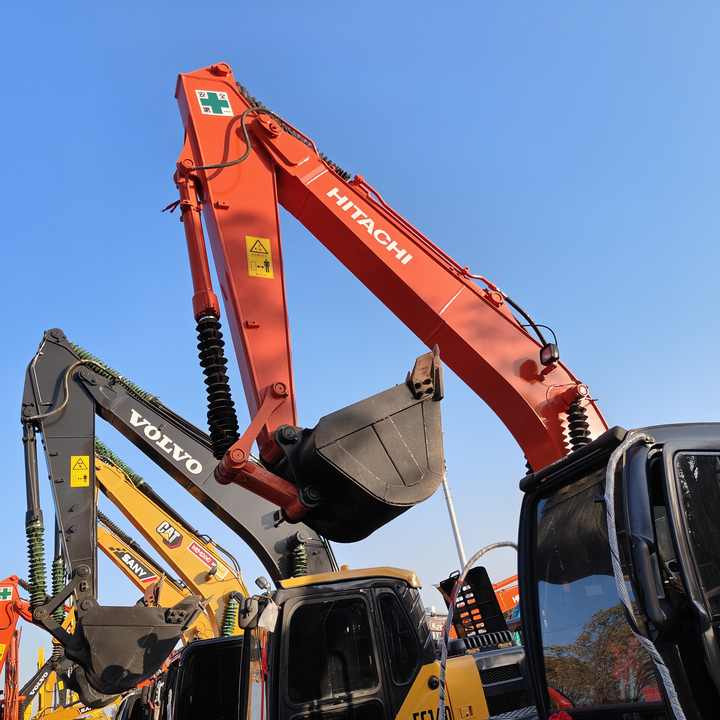 Japan Original Hitachi ZX130 Crawler Excavator Perfect for Various Projects Available Used Excavators for Sale - Crawler excavator: picture 2 Japan Original Hitachi ZX130 Crawler Excavator Perfect for Various Projects Available Used Excavators for Sale - Crawler excavator: picture 2