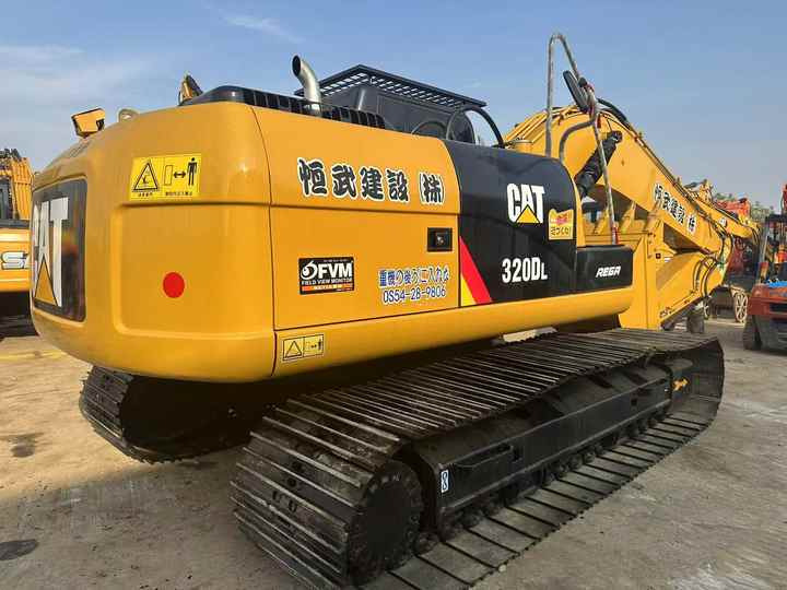 Original Made Used Cat 320D Crawler Caterpillar Excavator Hydraulic Machine Caterpillar Digger Cat 320d Used Excavators - Crawler excavator: picture 3 Original Made Used Cat 320D Crawler Caterpillar Excavator Hydraulic Machine Caterpillar Digger Cat 320d Used Excavators - Crawler excavator: picture 3