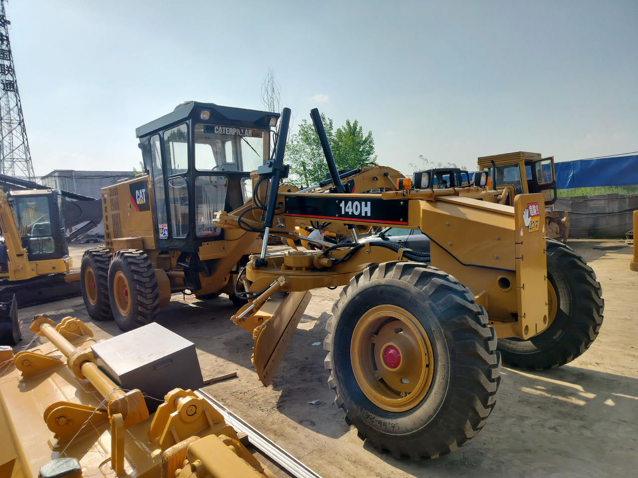 CATERPILLAR 140H - Grader: picture 3 CATERPILLAR 140H - Grader: picture 3