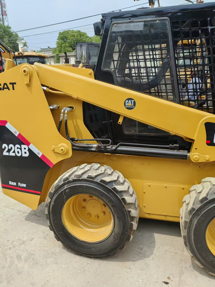 CATERPILLAR 226B - Skid steer loader: picture 2 CATERPILLAR 226B - Skid steer loader: picture 2
