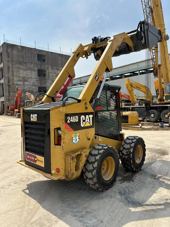 CATERPILLAR 246D - Skid steer loader: picture 1 CATERPILLAR 246D - Skid steer loader: picture 1