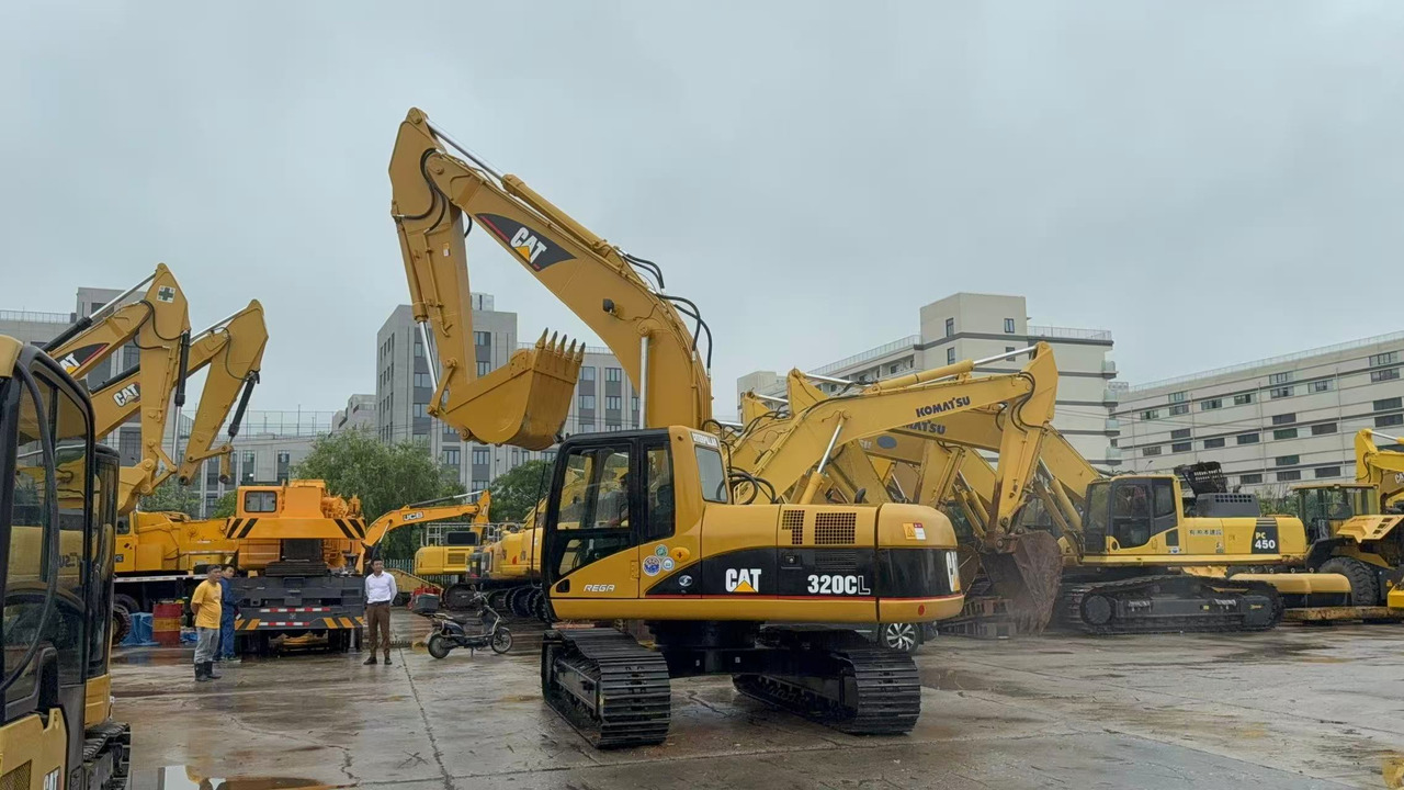 CATERPILLAR 320C - Crawler excavator: picture 4 CATERPILLAR 320C - Crawler excavator: picture 4