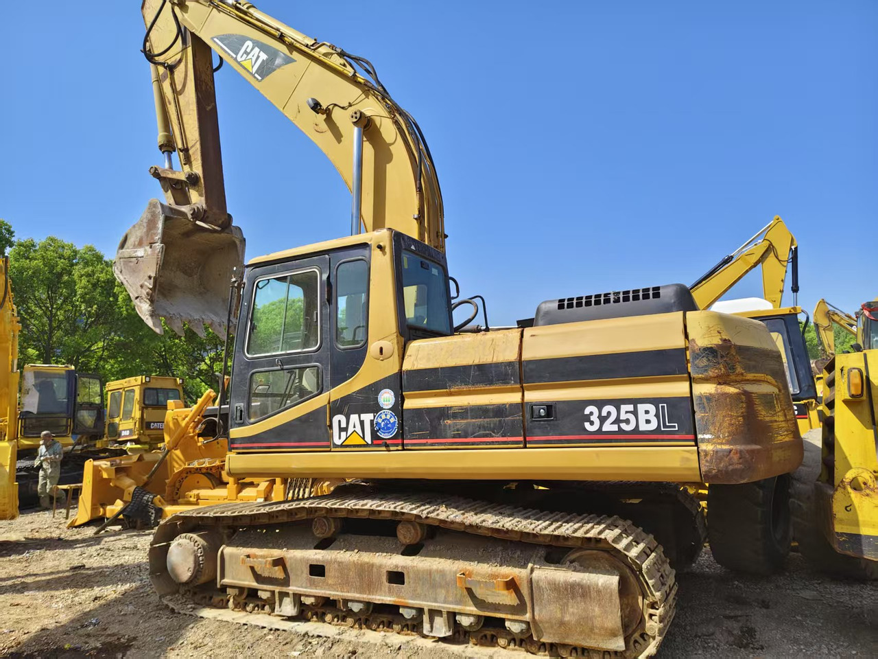 CATERPILLAR 325B - Crawler excavator: picture 4 CATERPILLAR 325B - Crawler excavator: picture 4