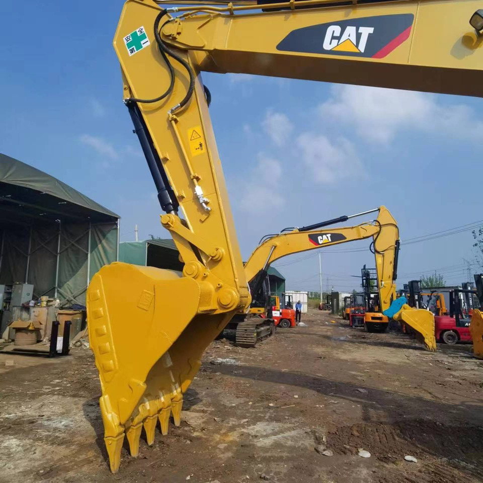 CATERPILLAR 330D - Crawler excavator: picture 3 CATERPILLAR 330D - Crawler excavator: picture 3