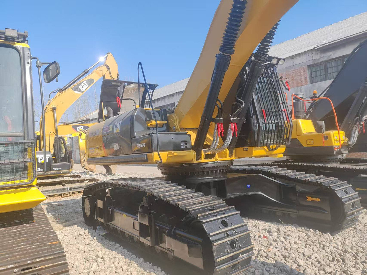 CATERPILLAR 340D - Crawler excavator: picture 1 CATERPILLAR 340D - Crawler excavator: picture 1