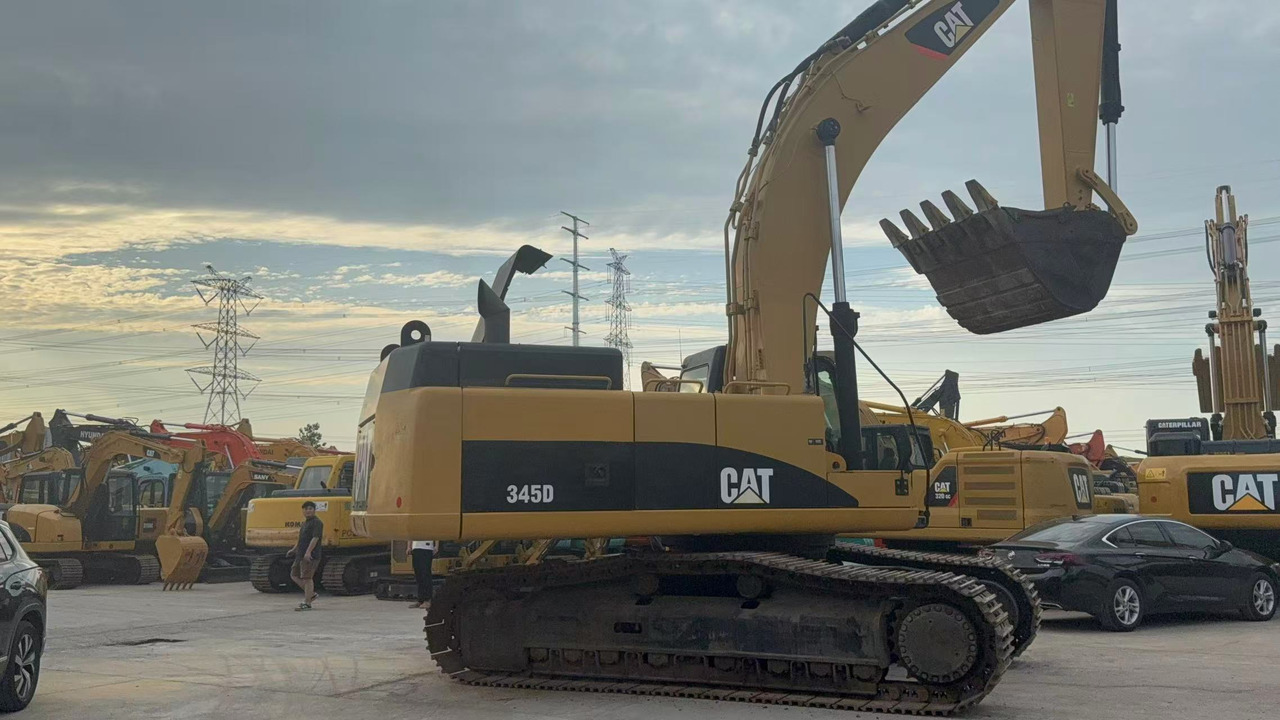 CATERPILLAR 345D - Crawler excavator: picture 4 CATERPILLAR 345D - Crawler excavator: picture 4